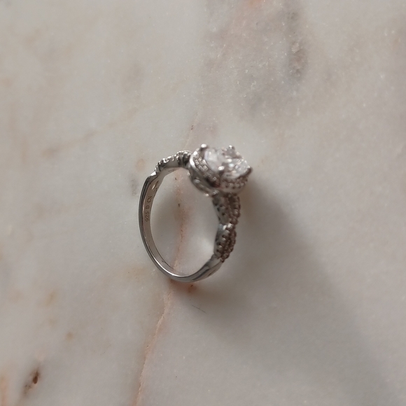 Engagement Ring Sterling Silver Cubic Zirconia Size 7 - Picture 14 of 16